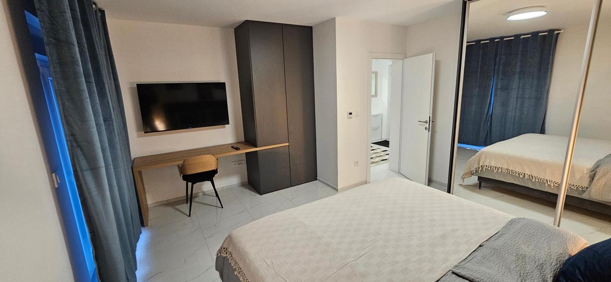 Lisinski - Private Parking Appartement *